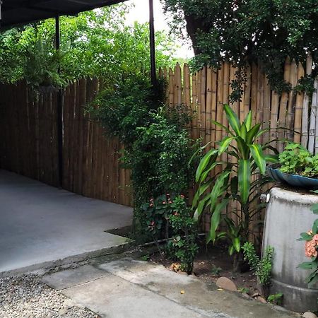 Hostal Villa Del Rio Las Brisas 비야비에하 외부 사진