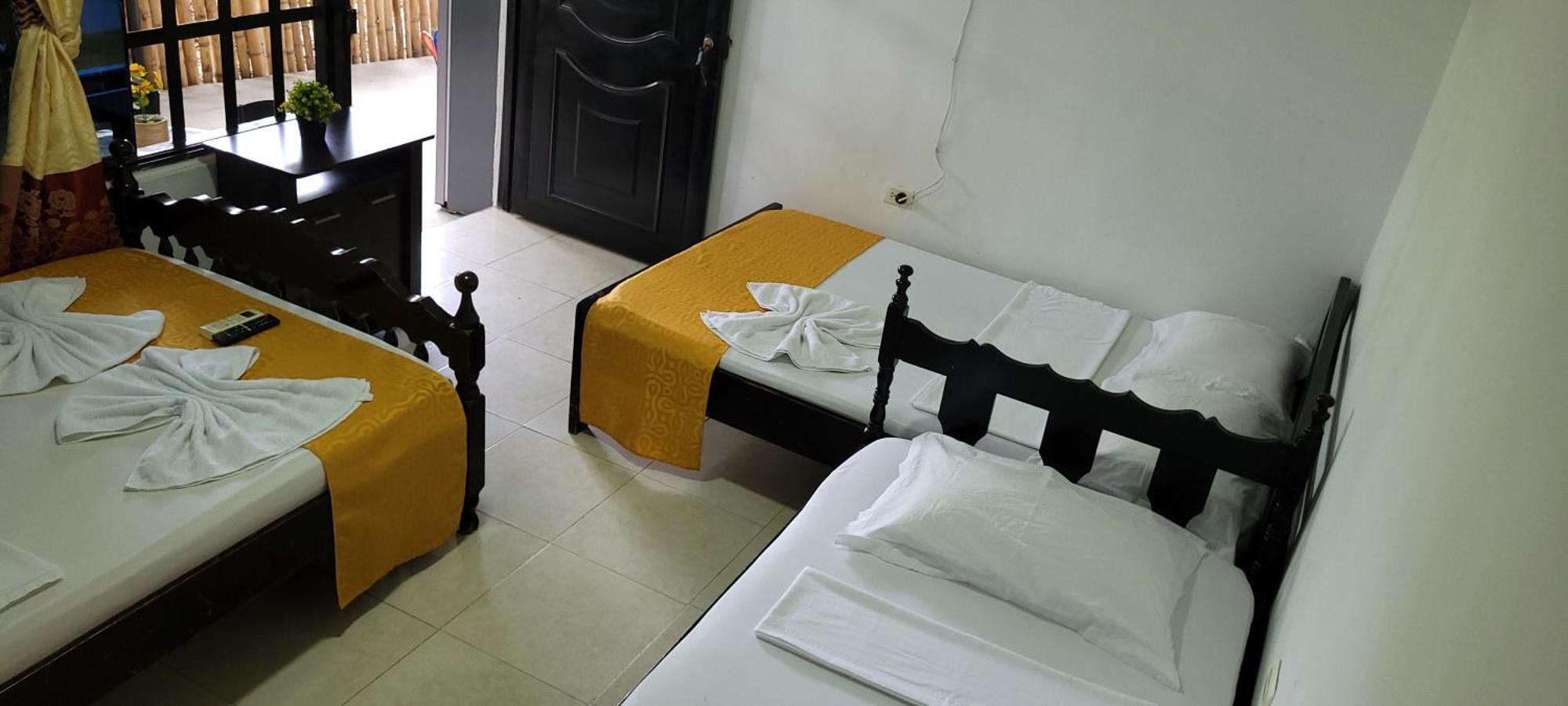Hostal Villa Del Rio Las Brisas 비야비에하 외부 사진