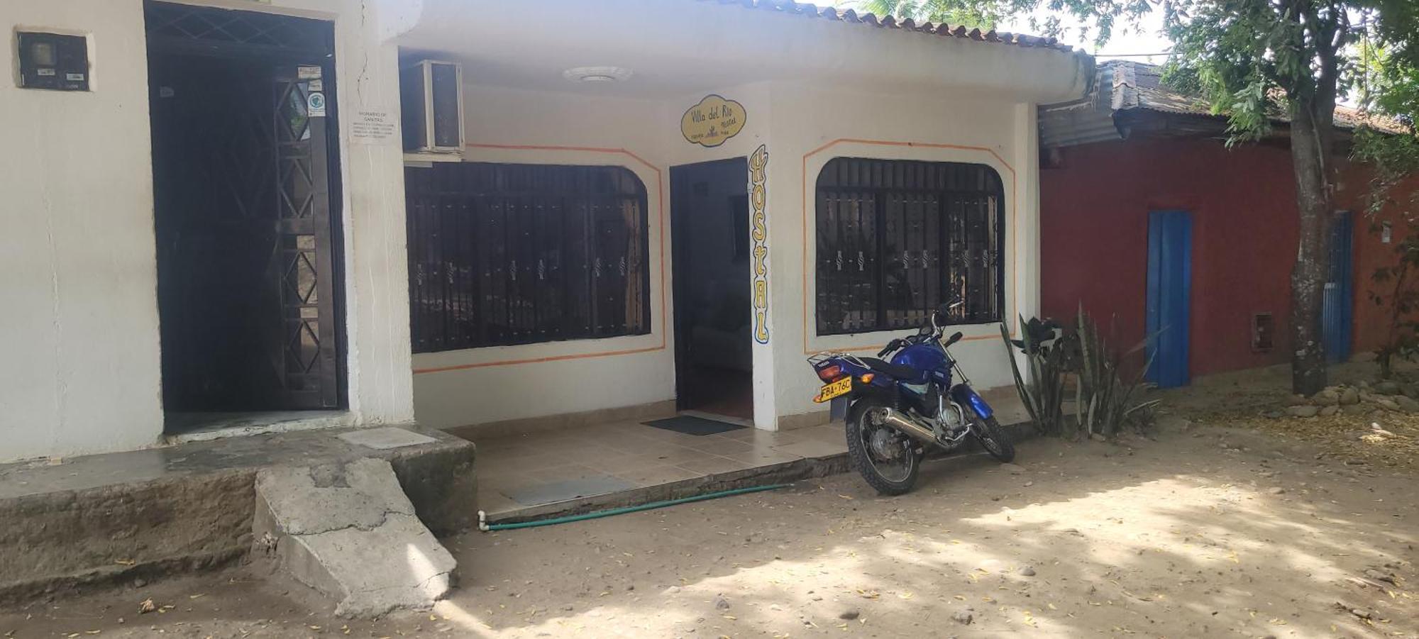 Hostal Villa Del Rio Las Brisas 비야비에하 외부 사진
