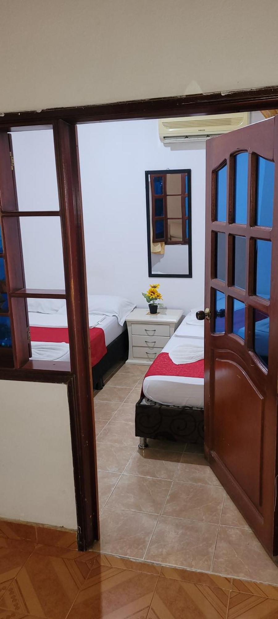 Hostal Villa Del Rio Las Brisas 비야비에하 외부 사진