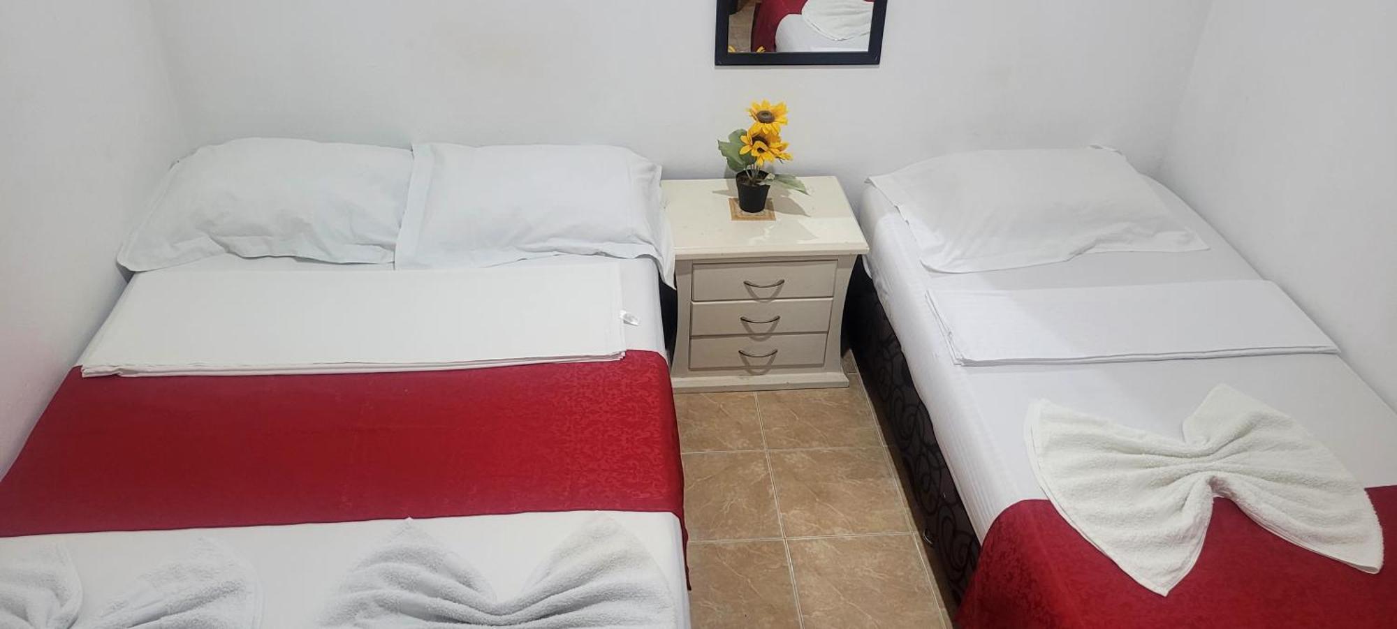 Hostal Villa Del Rio Las Brisas 비야비에하 외부 사진