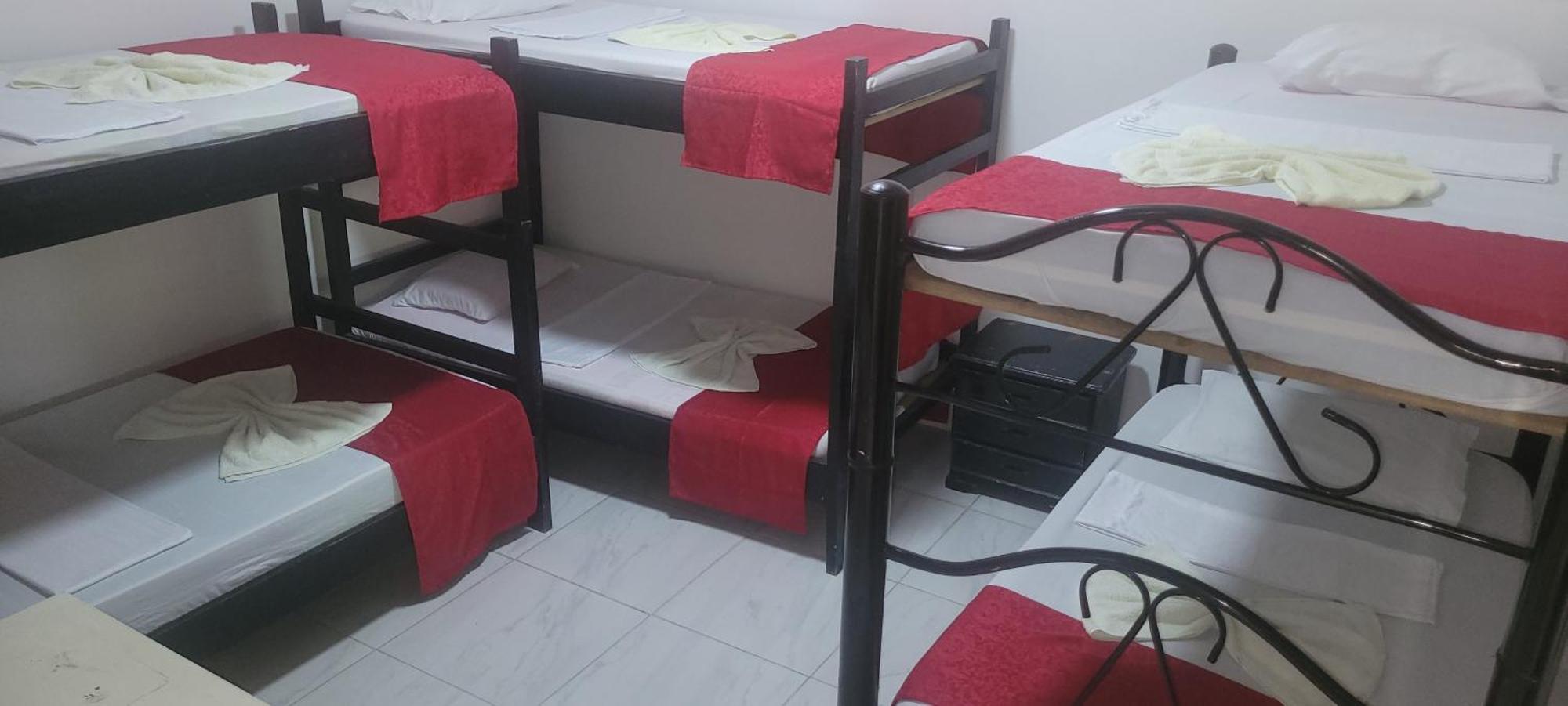 Hostal Villa Del Rio Las Brisas 비야비에하 외부 사진