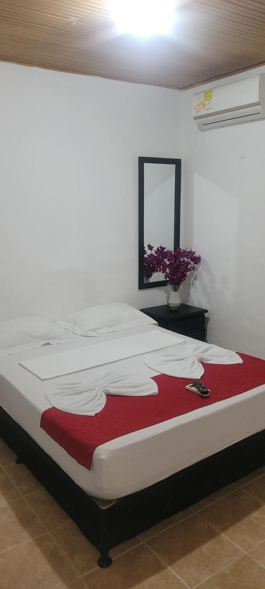 Hostal Villa Del Rio Las Brisas 비야비에하 외부 사진